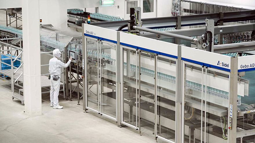 Conveying equipment at Suntory